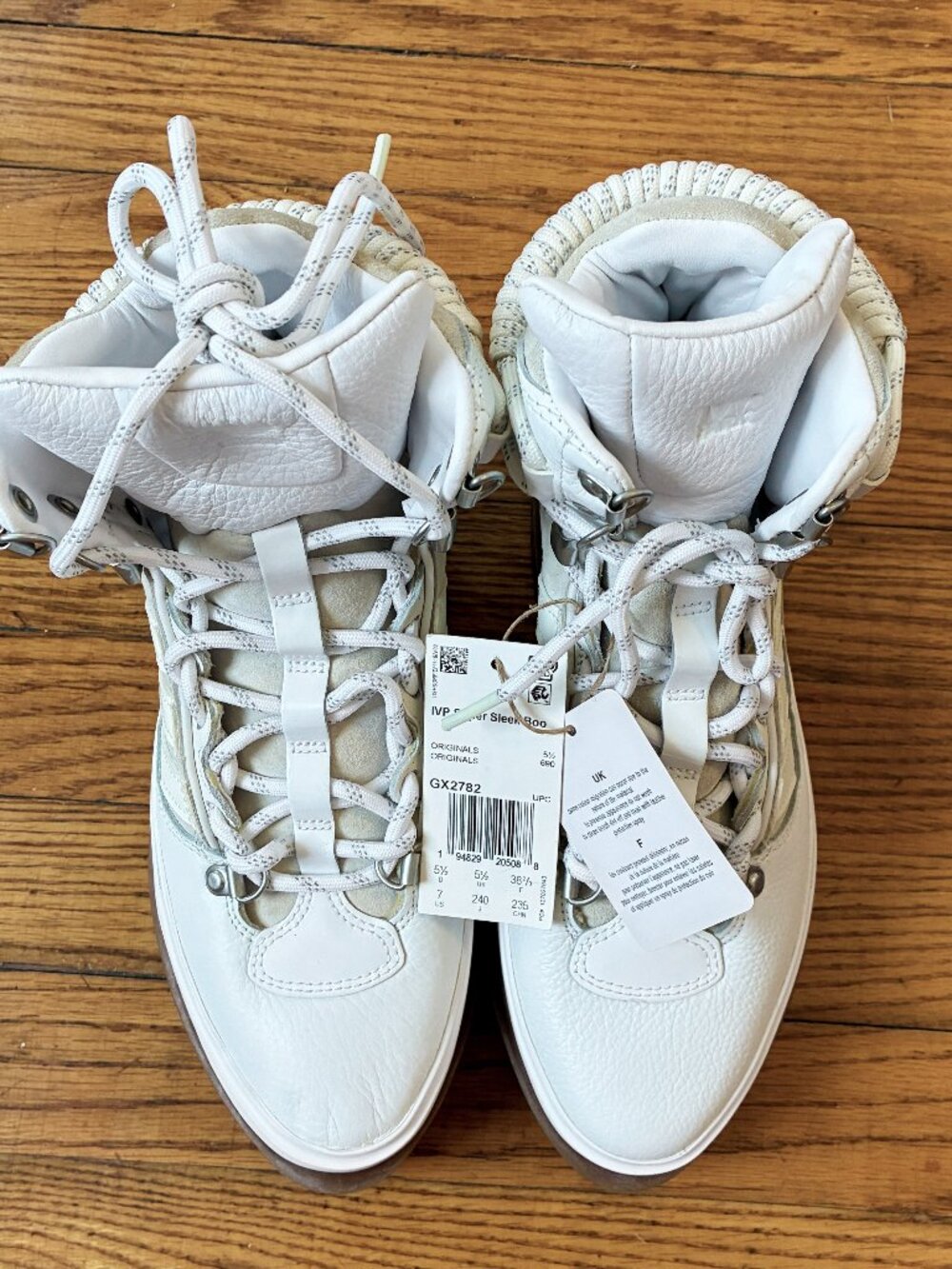Brand New Beyoncé Ivy Park Adidas Super Sleek Boot Size 7